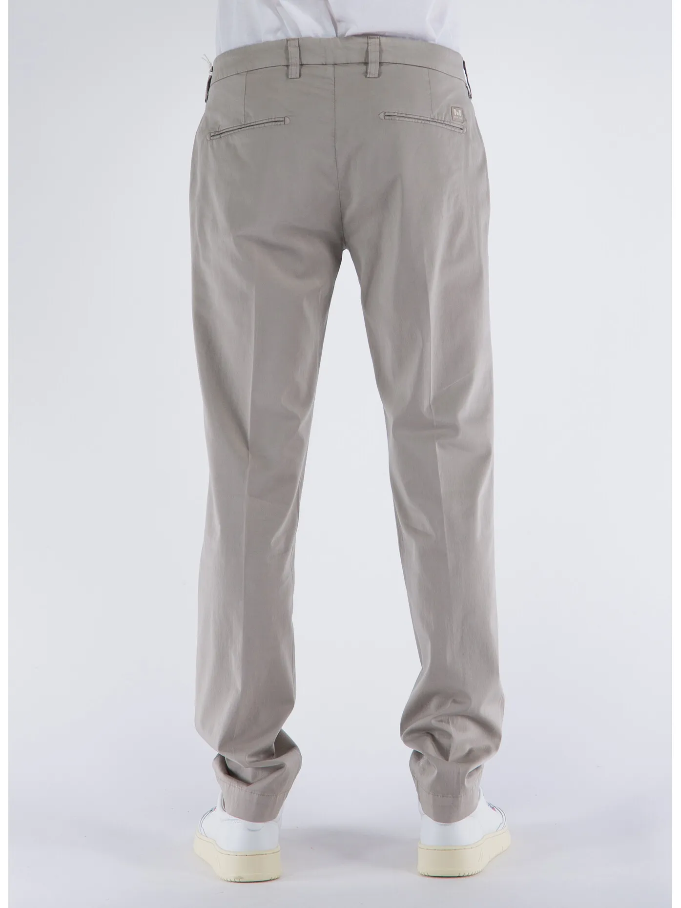     -ENTRE AMIS    -PANTALONE CON TASCHE AMERICANE CHINO-