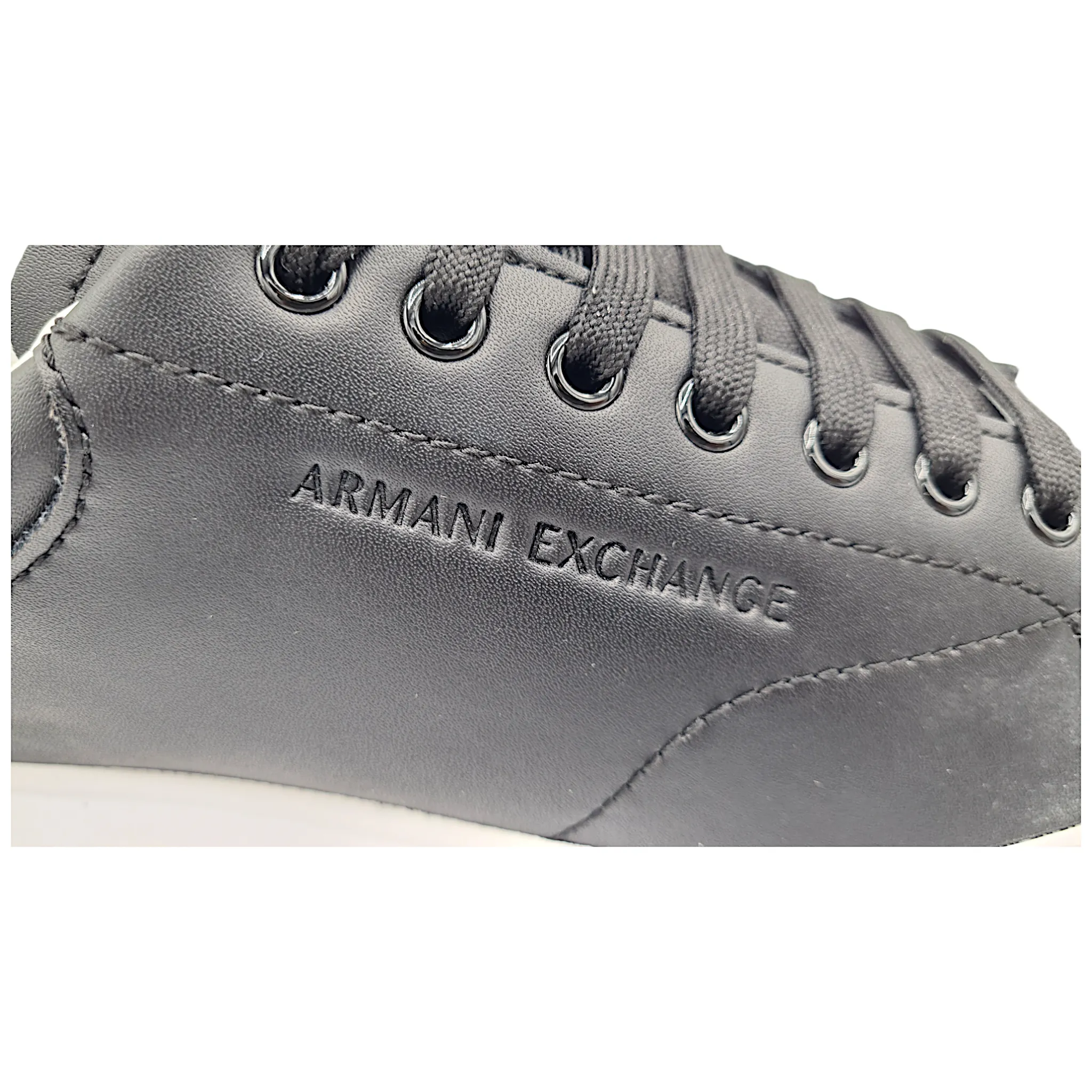 Armani Exchange Sneakers in action leather uomo