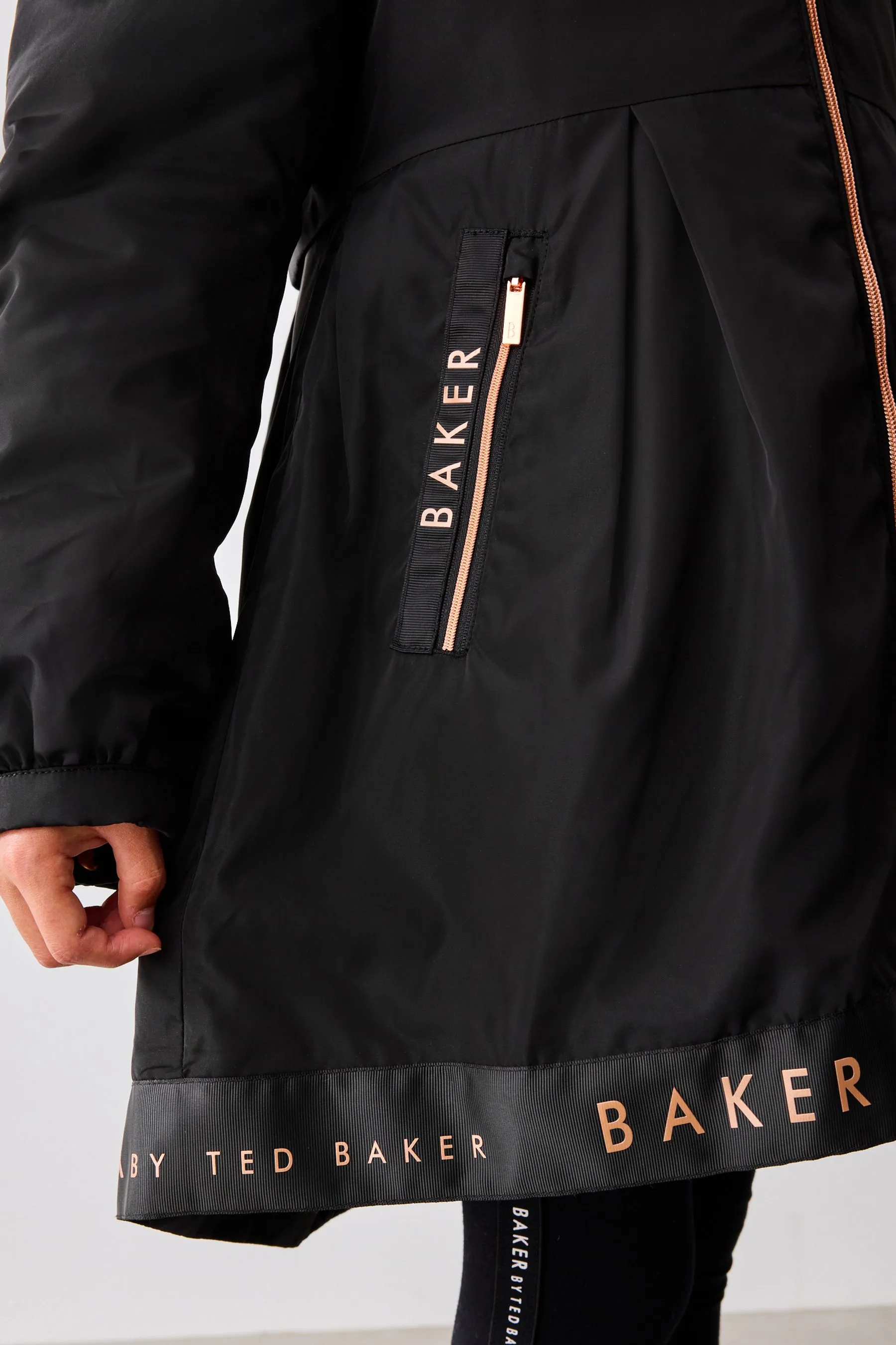 Baker by Ted Baker Impermeabile Stampato Antipioggia Blu Marino    