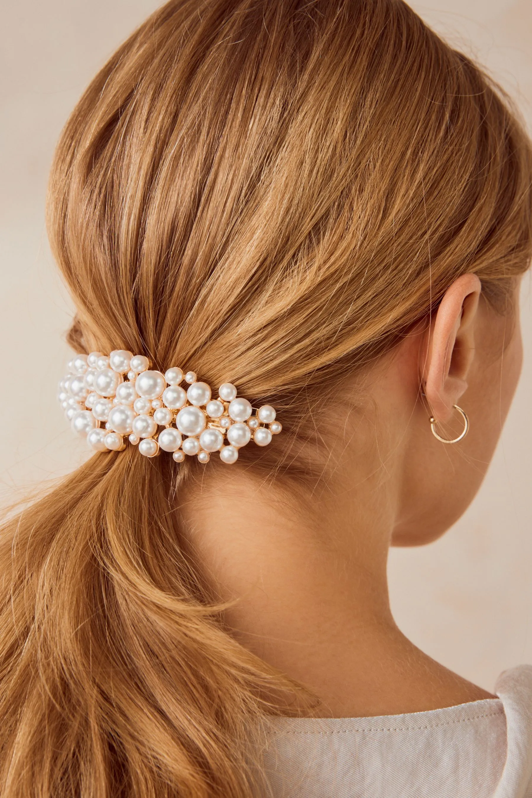 Bianco Perla  - Fermaglio barette in metallo riciclato con perle