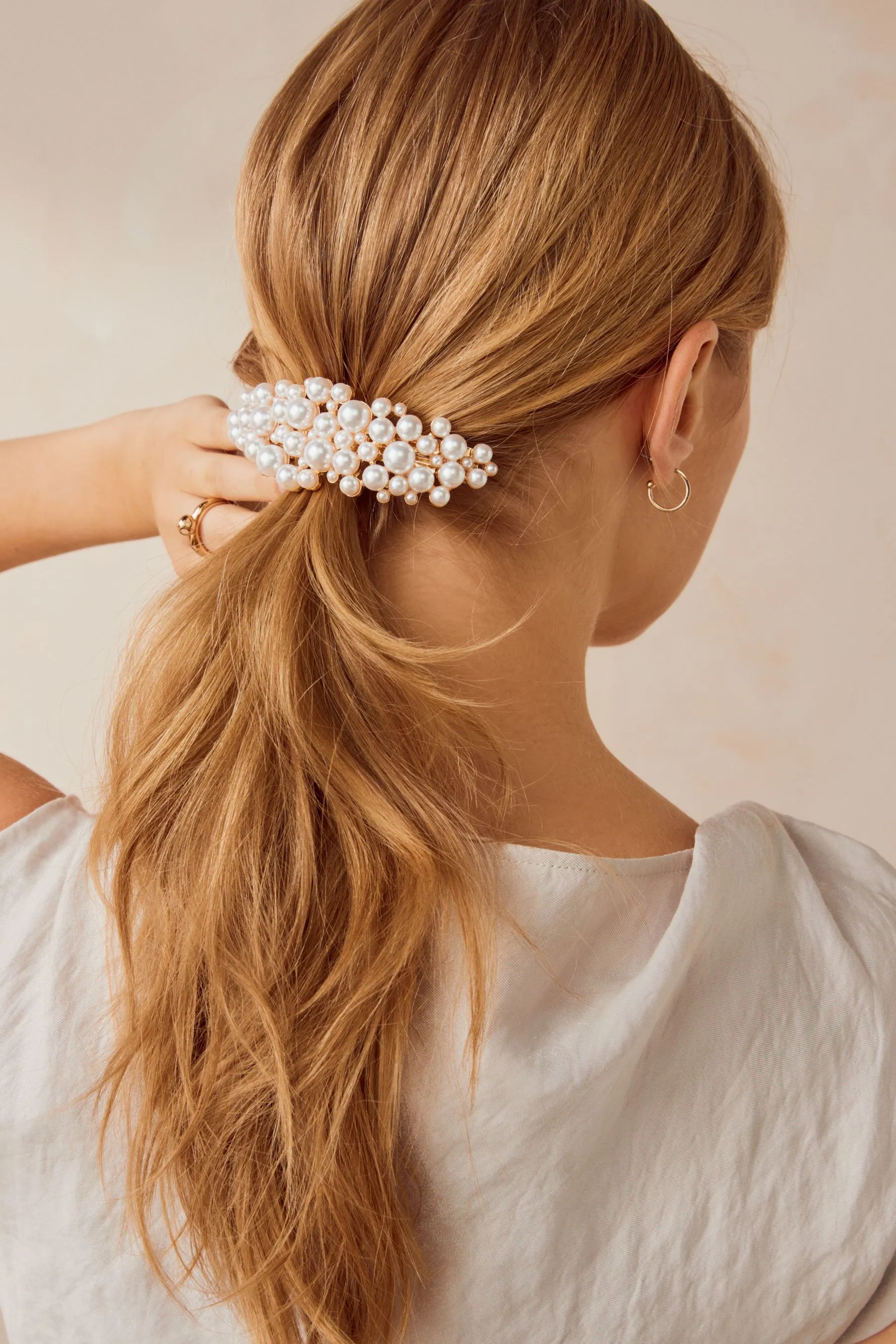 Bianco Perla  - Fermaglio barette in metallo riciclato con perle