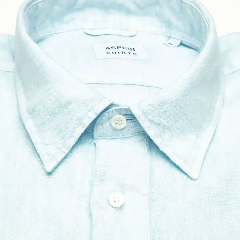 Camicia azzurra in lino con taschino 