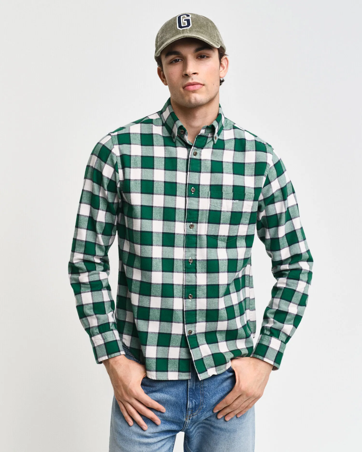 Camicia con motivo a spina di pesce a quadri regular fit    