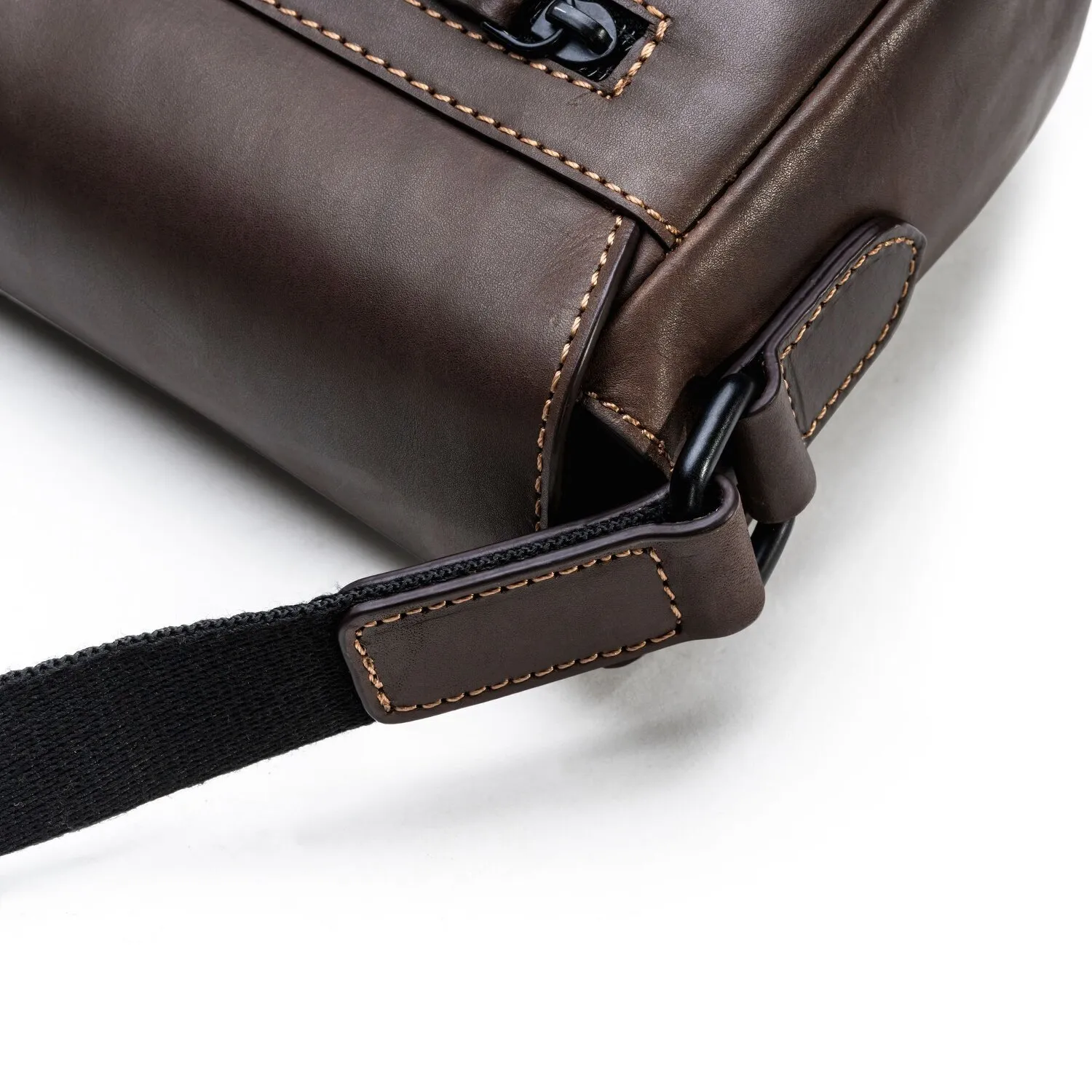 Farmhood Nashville L Borsa a tracolla in pelle 25 cm
