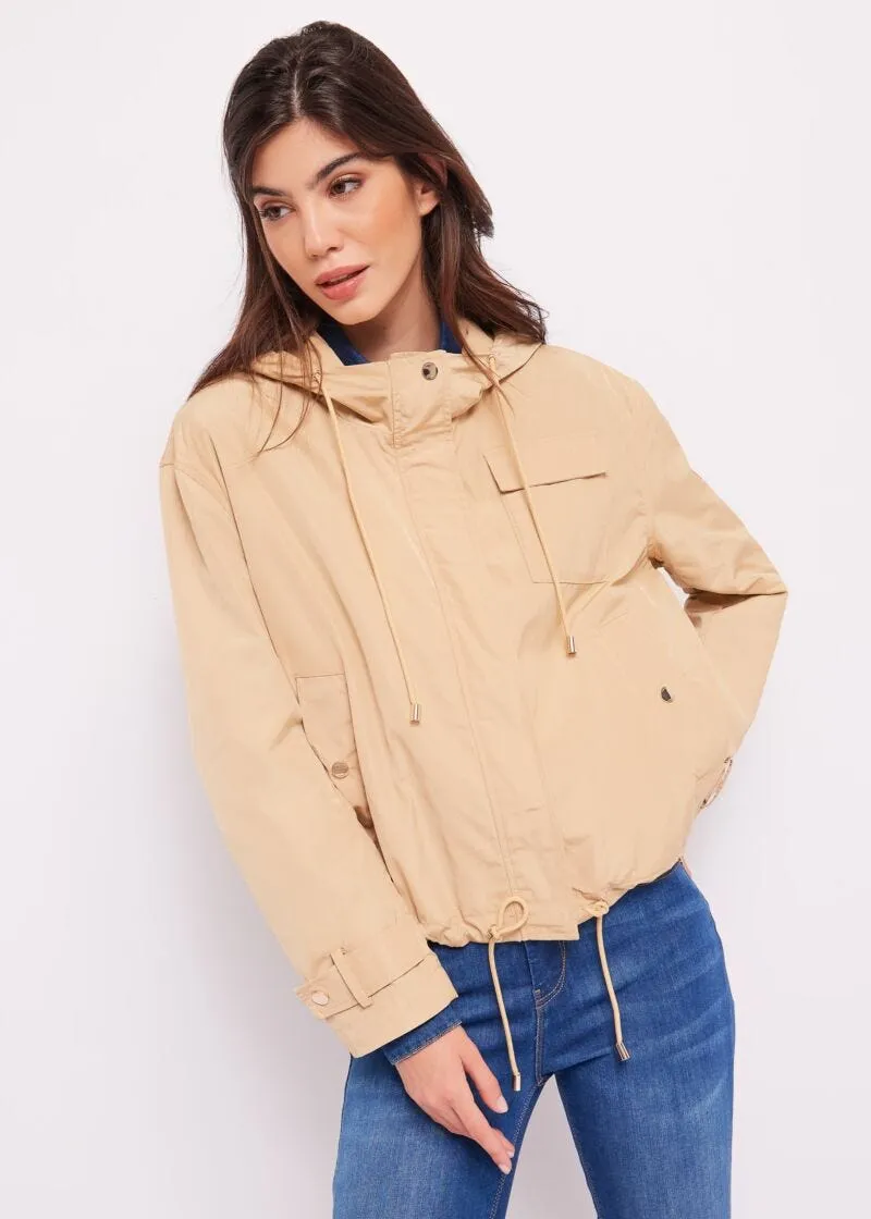 Giacca in nylon con cappuccio
