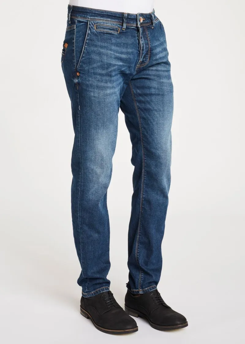 Jeans chino con lavaggio used