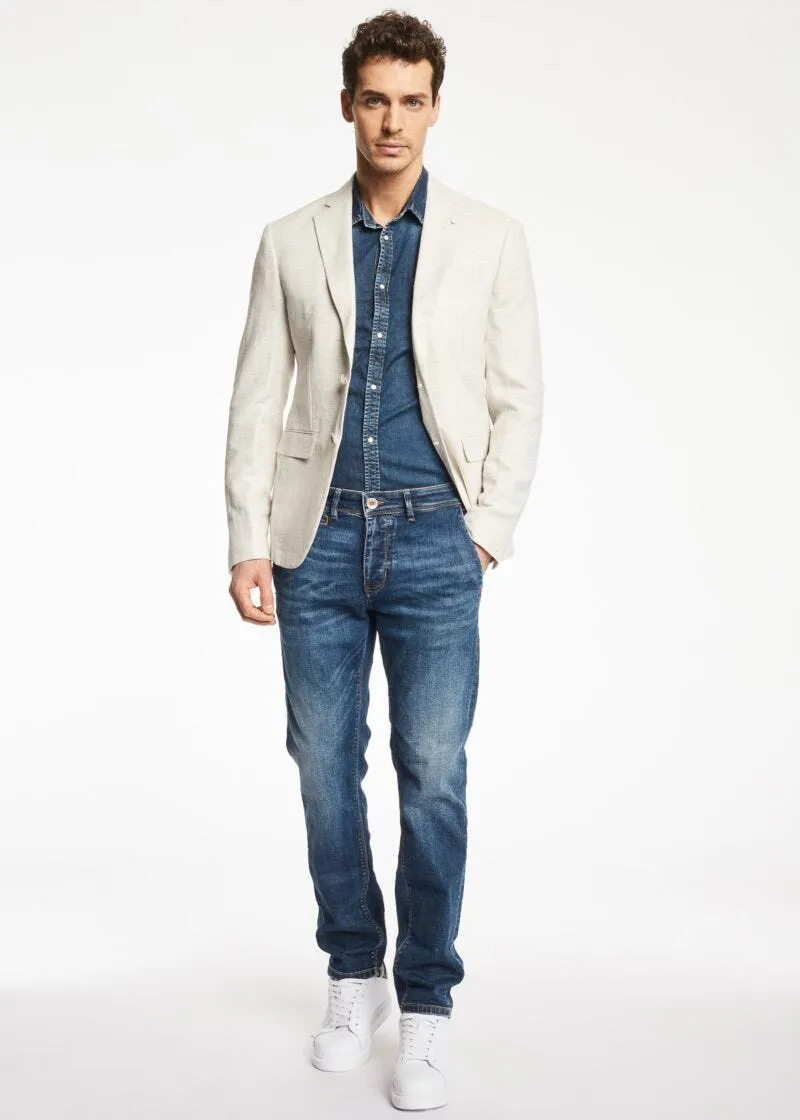 Jeans chino con lavaggio used