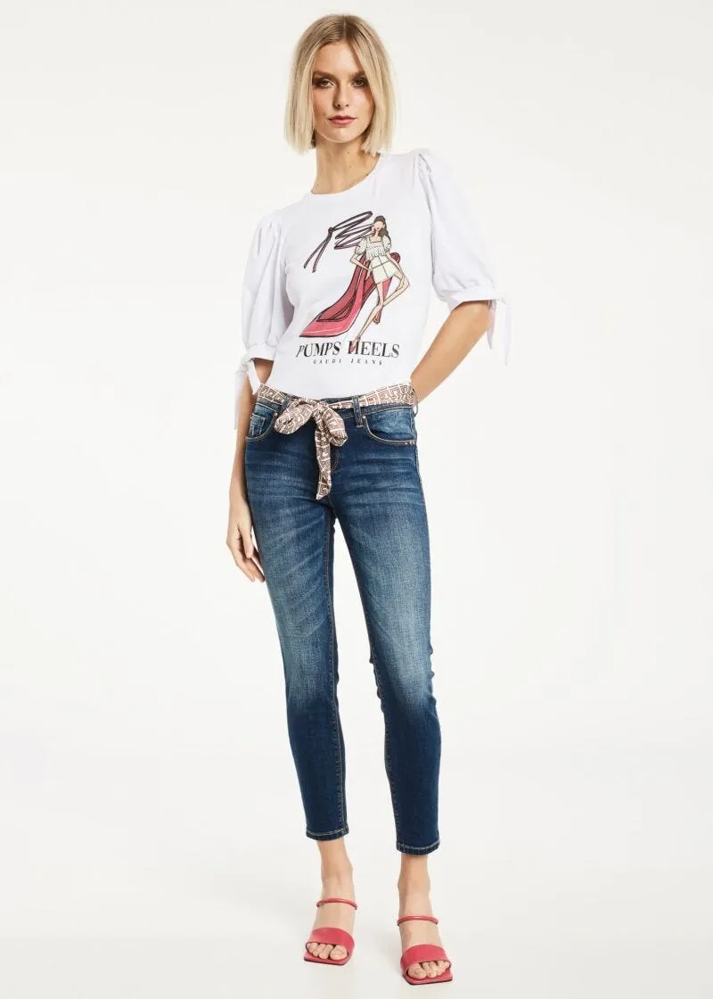 Jeans con cintura logata