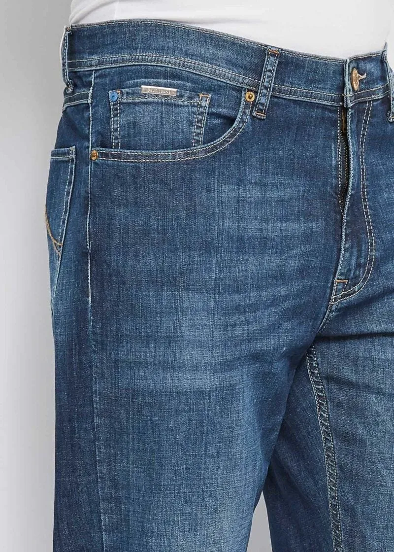 Jeans con lavaggio used