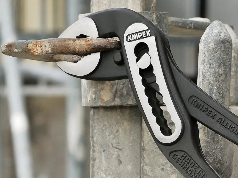 Knipex Alligator pinza regolabile bonderizzata nera per tubi e dadi, 250mm
