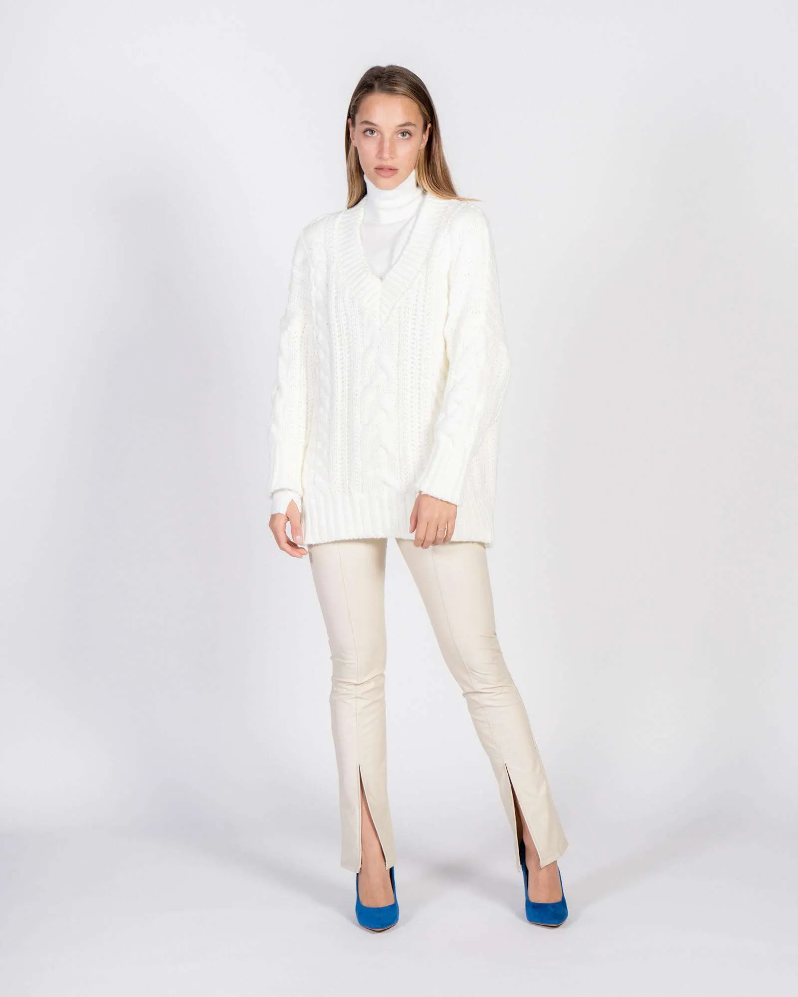 Leggings in ecopelle con spacco frontale