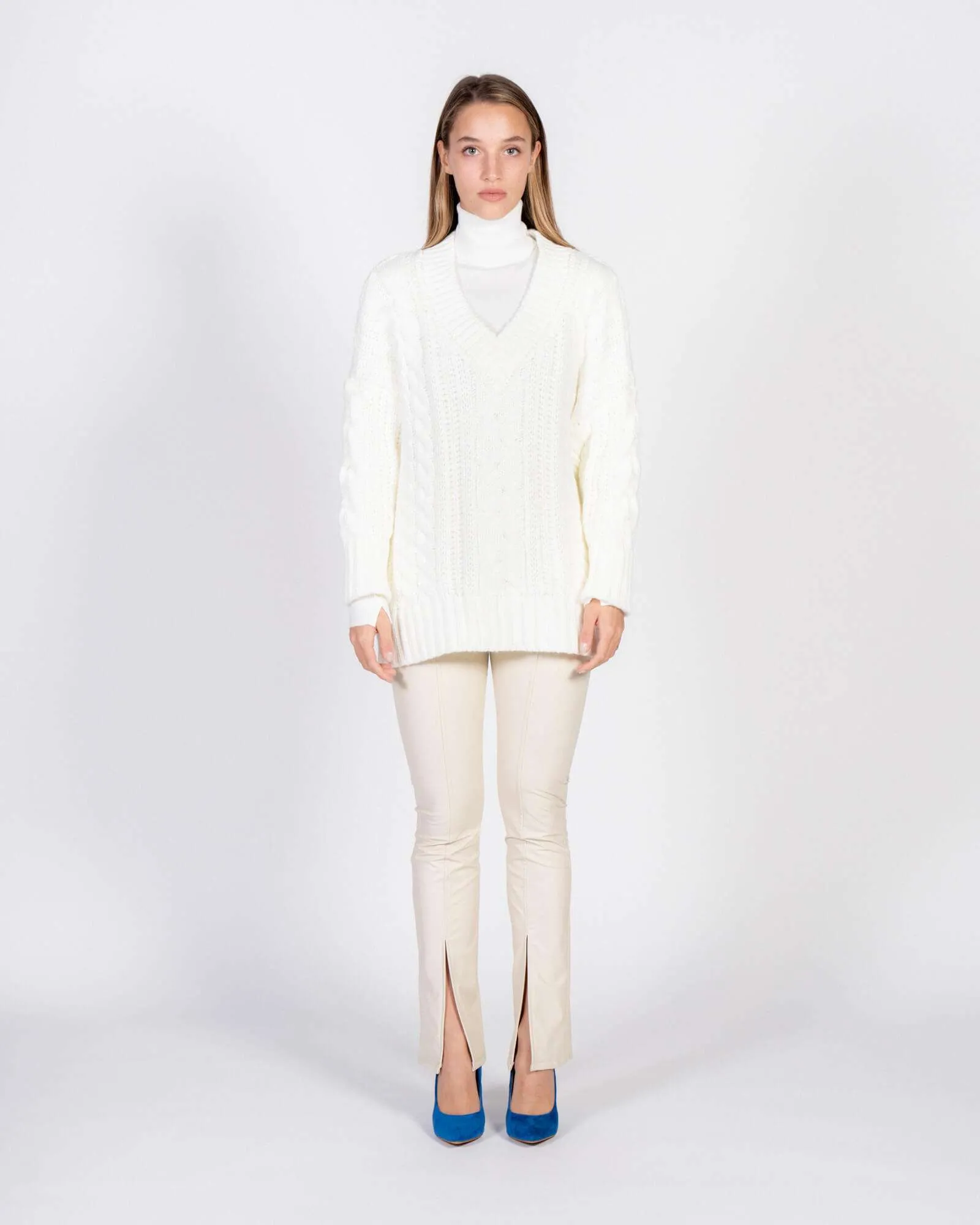 Leggings in ecopelle con spacco frontale