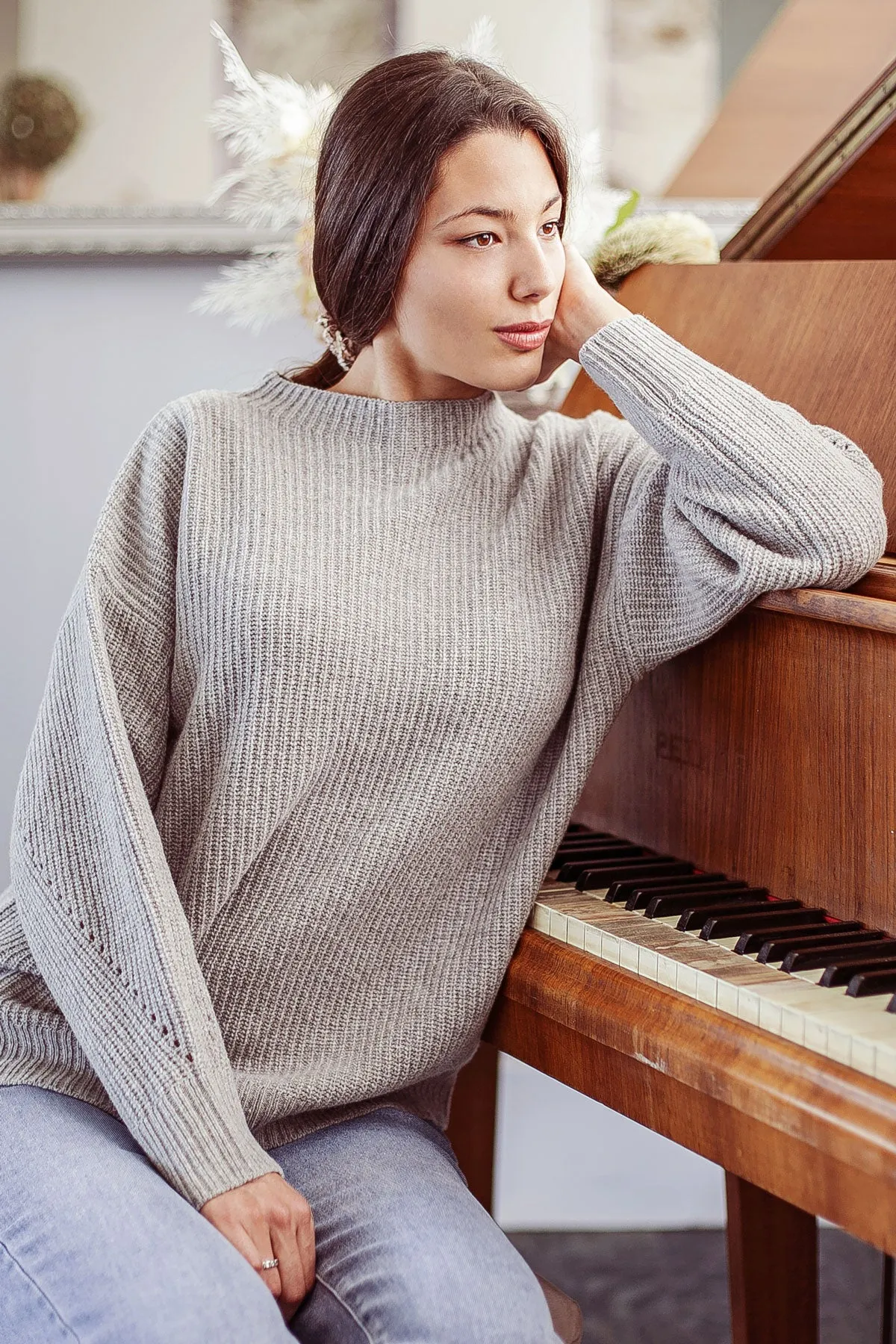 Maglione Girocollo Donna - Maglia Oversize in Costa Inglese 100% Pura Lana Vergine Color grigio | Brunella Gori
