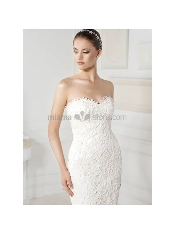 NINA - Abito da sposa a sirena di pizzo con mantella elegante in tulle e pizzo