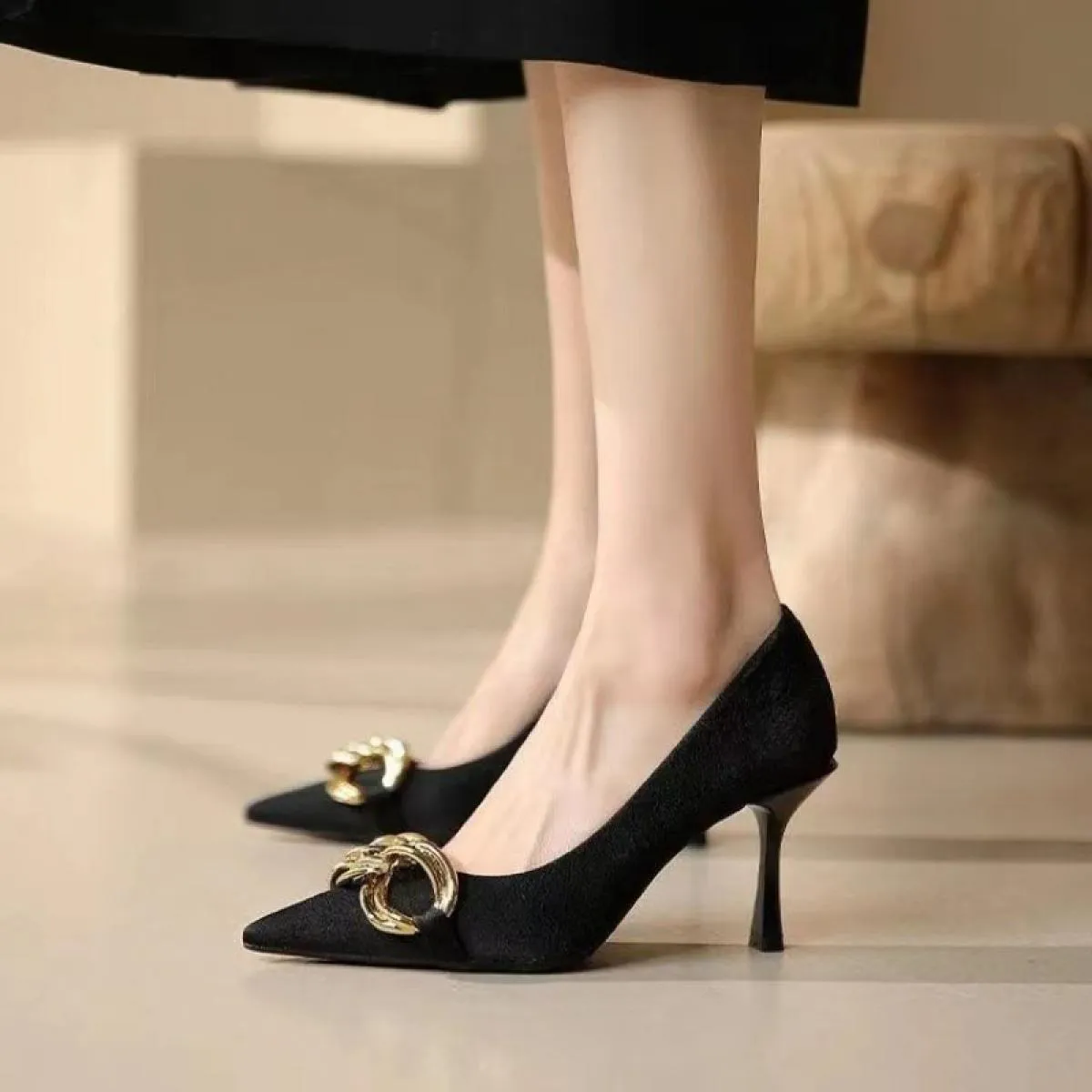 Nuove pompe nere Eleganti donne Tacchi alti Pelle metallizzata Tacco alto a spillo Punta a punta Slingback Summer Ladies
