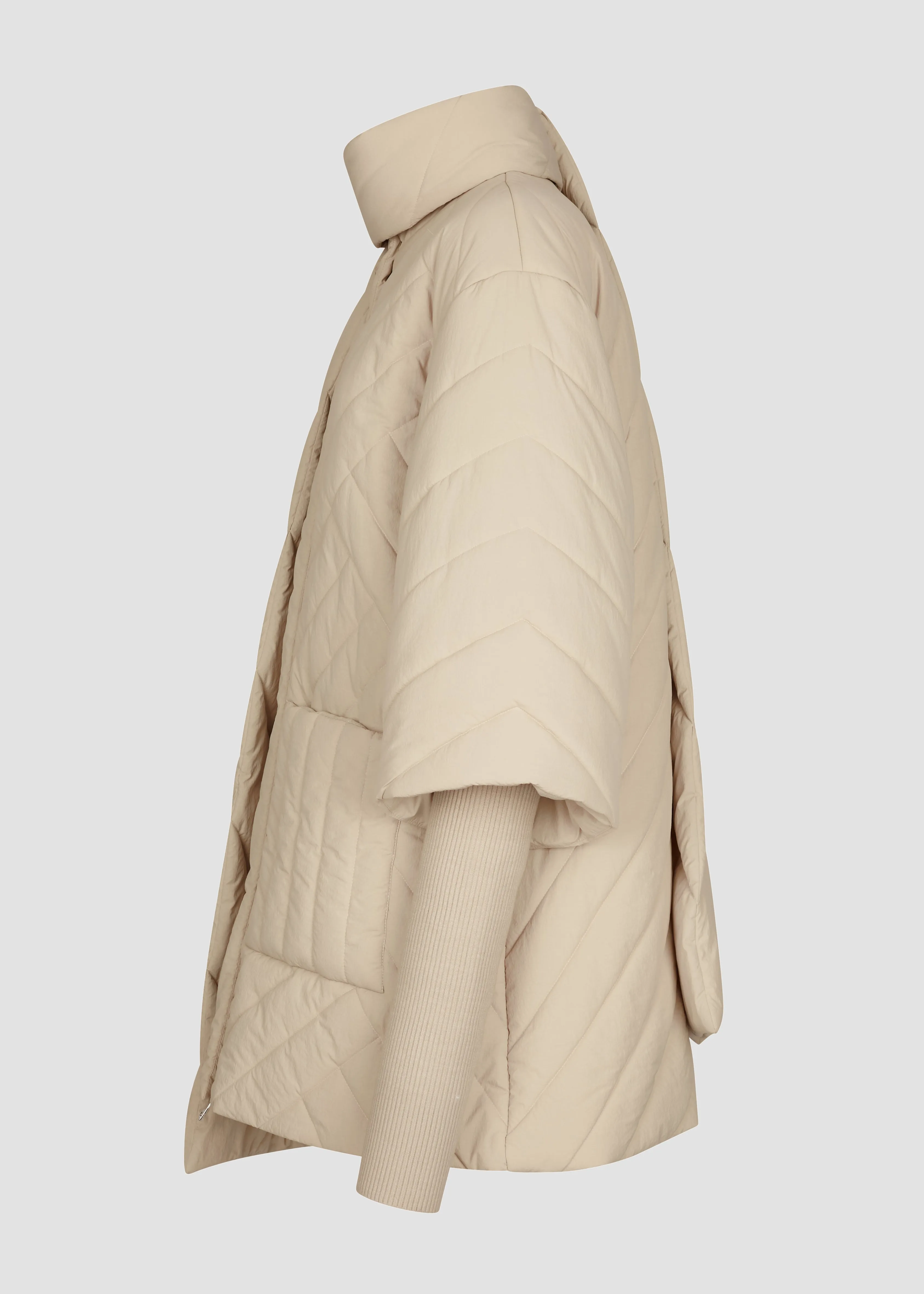 PADDED CAPE COAT DETACHABLE KNIT RIB SLEEVES