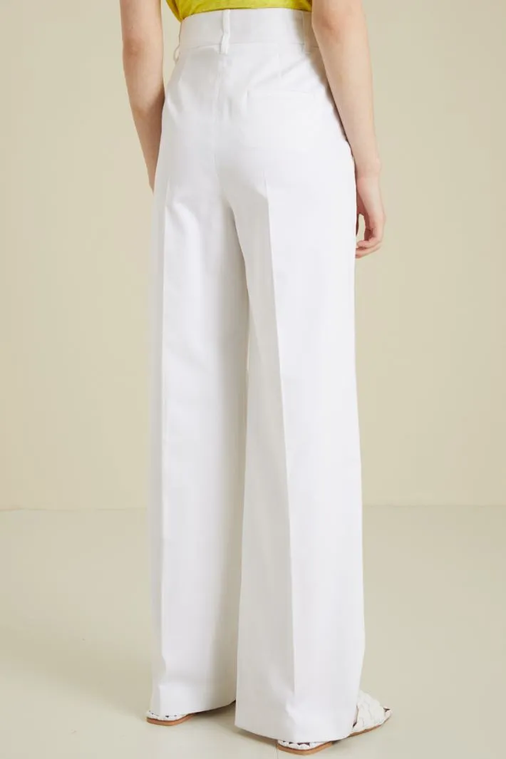 Pantaloni a palazzo