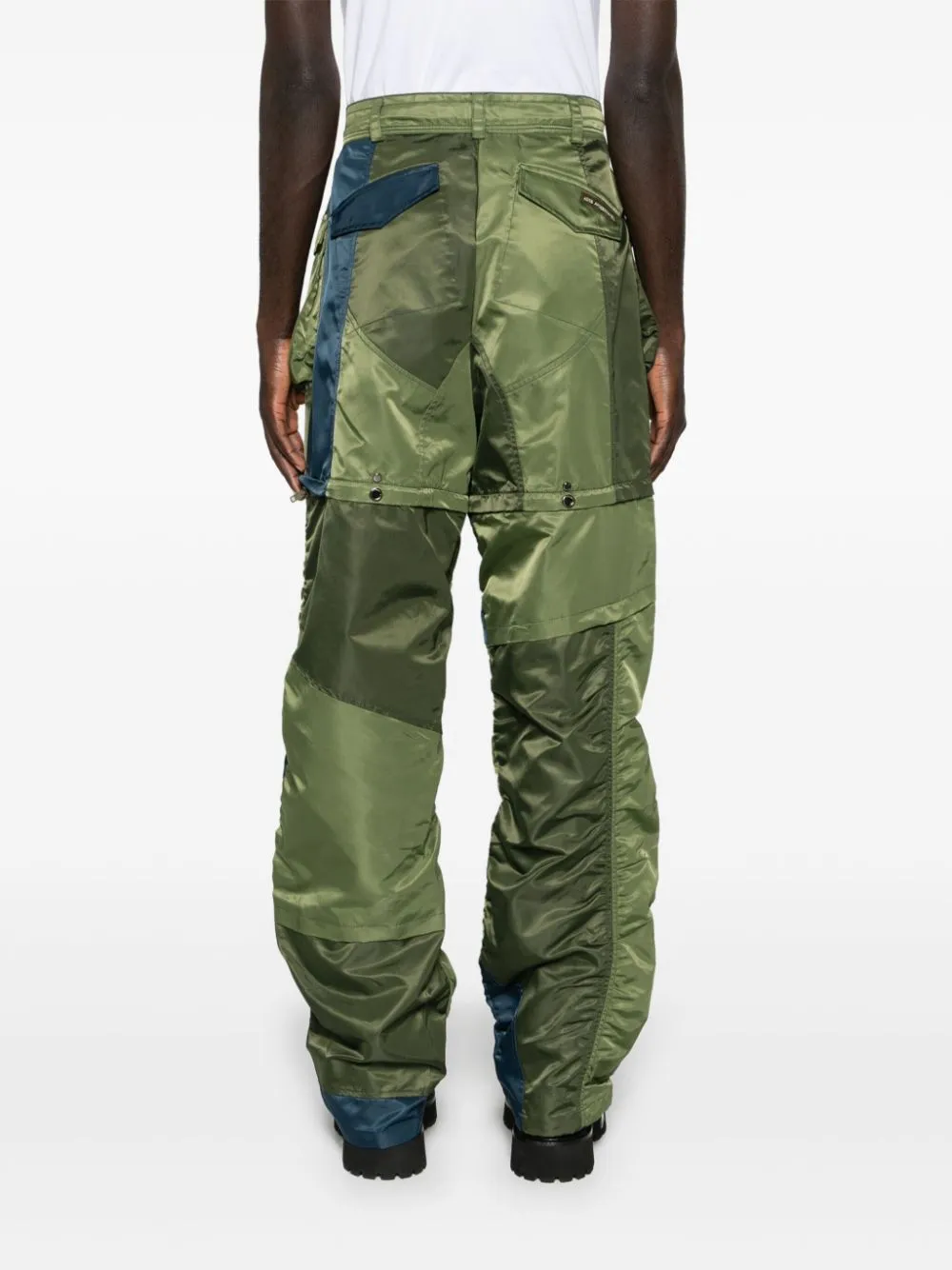 Pantaloni cargo 2-in-1 in verde - unisex