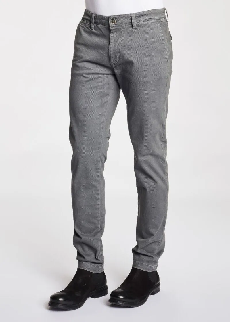 Pantaloni chino in raso stretch