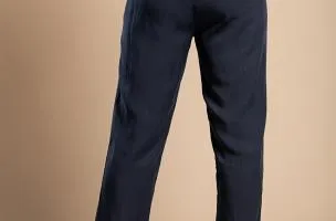 Pantaloni lunghi con cintura decorativa, blu scuro