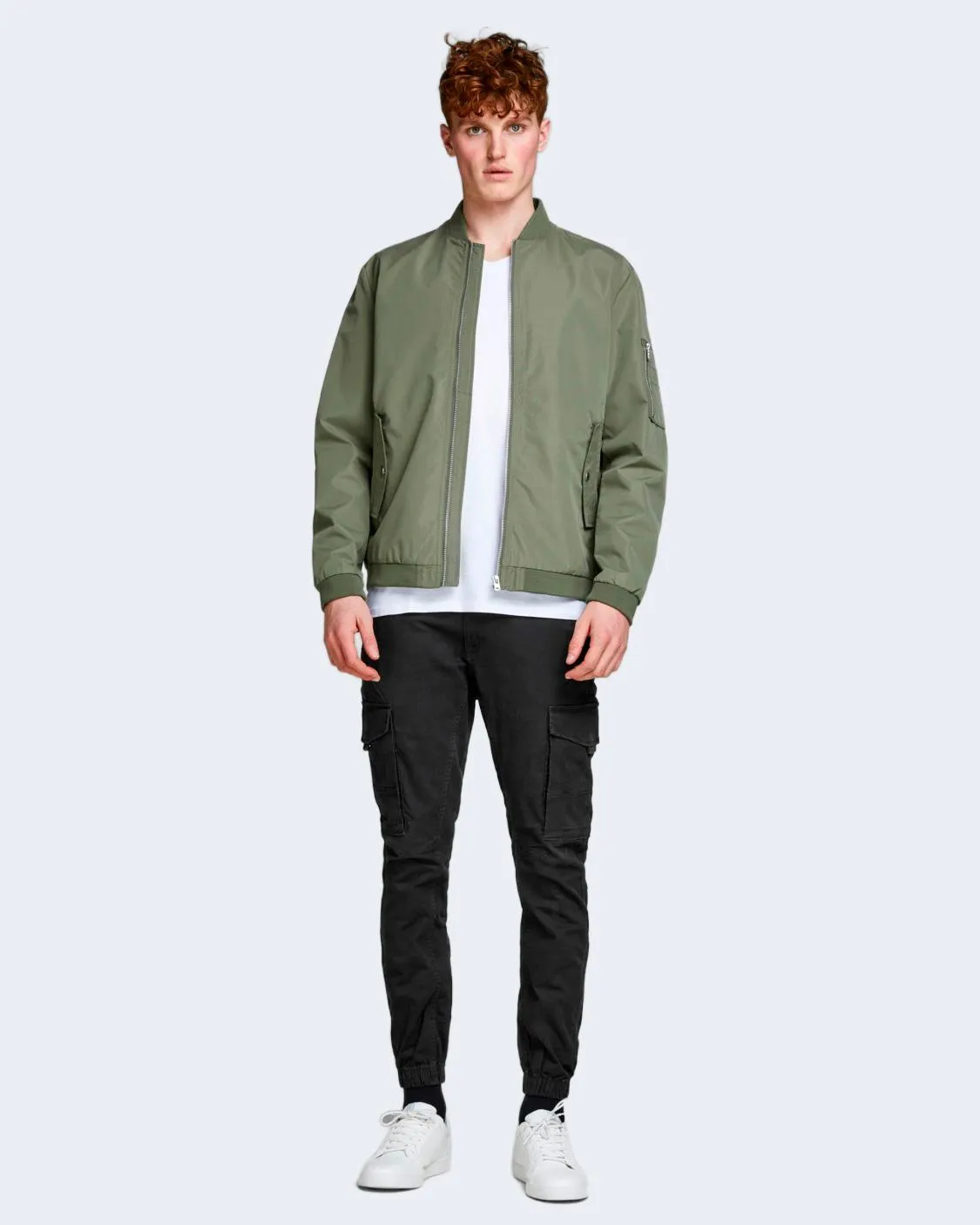 Pantaloni slim Jack Jones JPSTPAUL JJFLAKE CARGO NOOS Nero