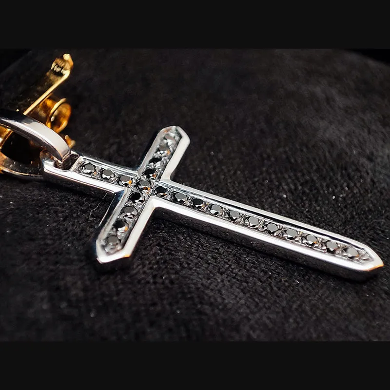 Pendente a Croce CHIMENTO IMMAGINI SACRE in Oro Bianco e Diamanti Black 0.14ct