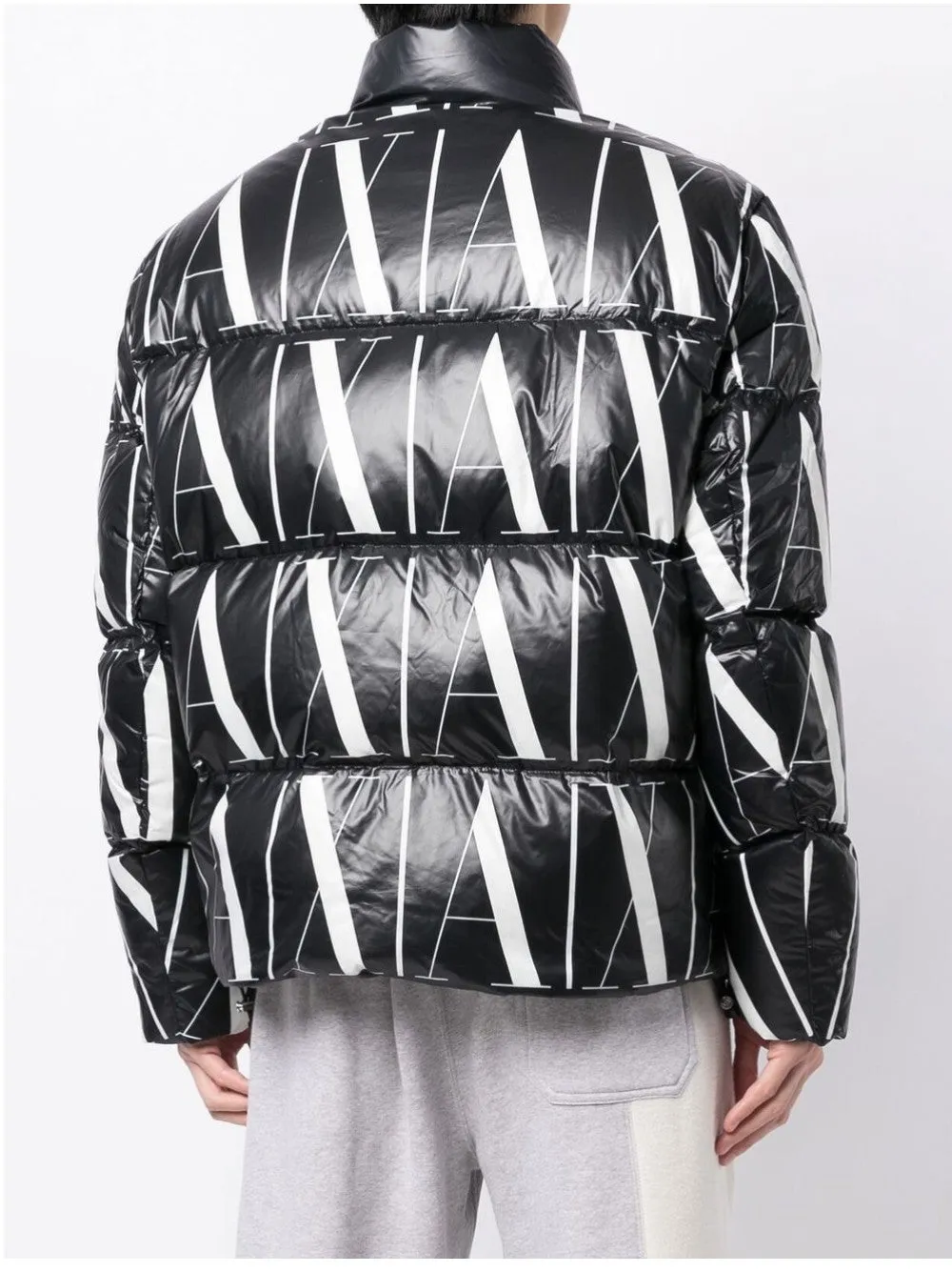 PIUMINO CON LOGO ALL-OVER