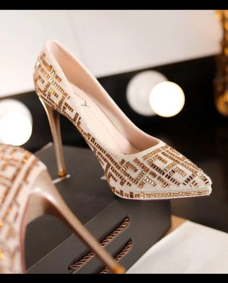 Scarpe da sposa da damigella donore a punta con tacco a spillo in cristallo di nuovo stile estivo Abito da banchetto con strass