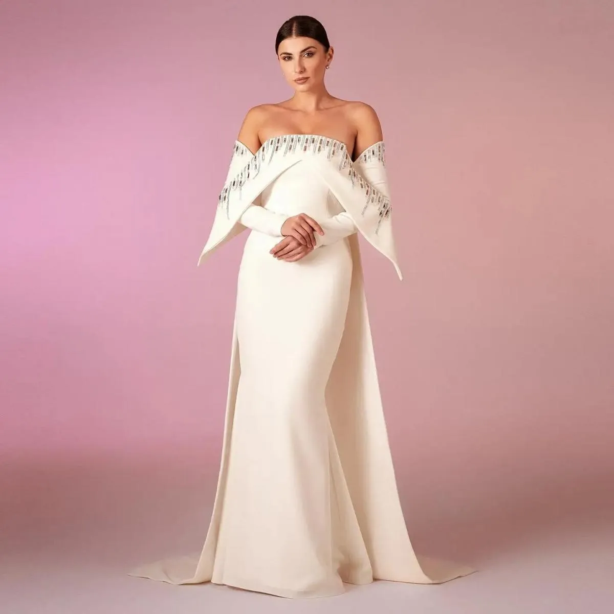 Sharon Said elegante abito da sera Dubai a sirena bianco sporco con mantella a maniche lunghe con spalle scoperte abiti da festa