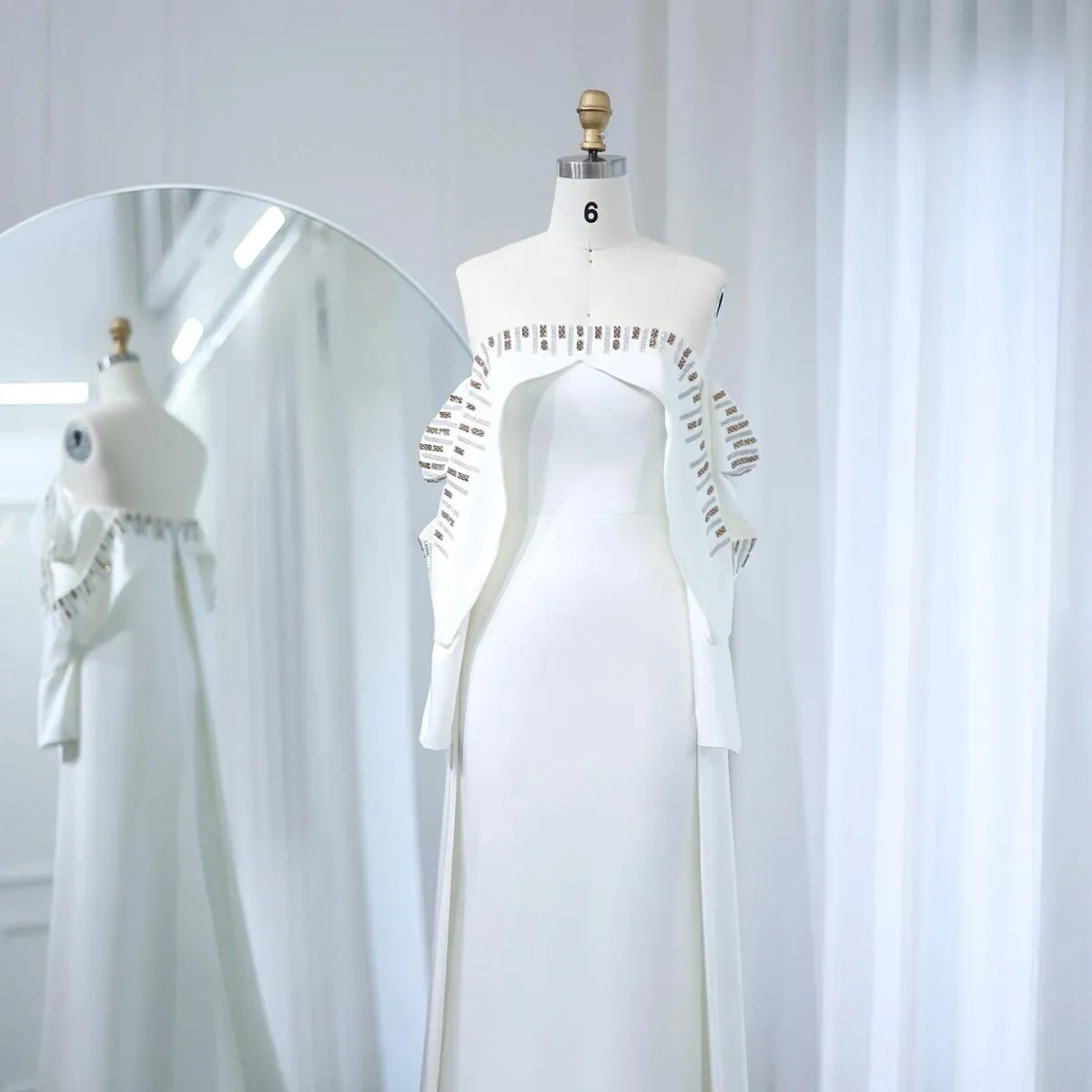 Sharon Said elegante abito da sera Dubai a sirena bianco sporco con mantella a maniche lunghe con spalle scoperte abiti da festa