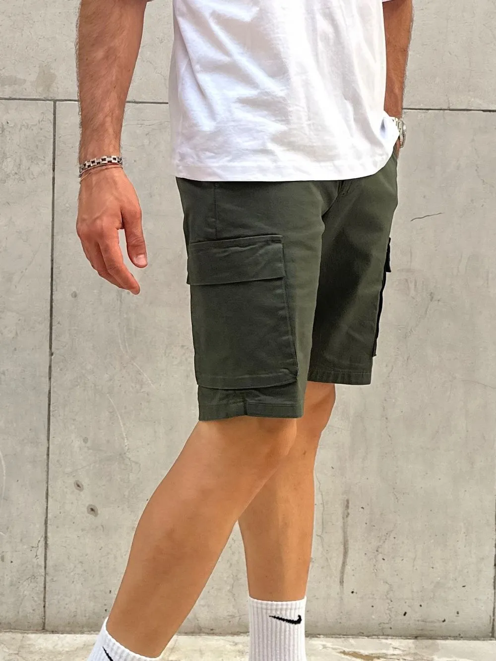 Short cargo