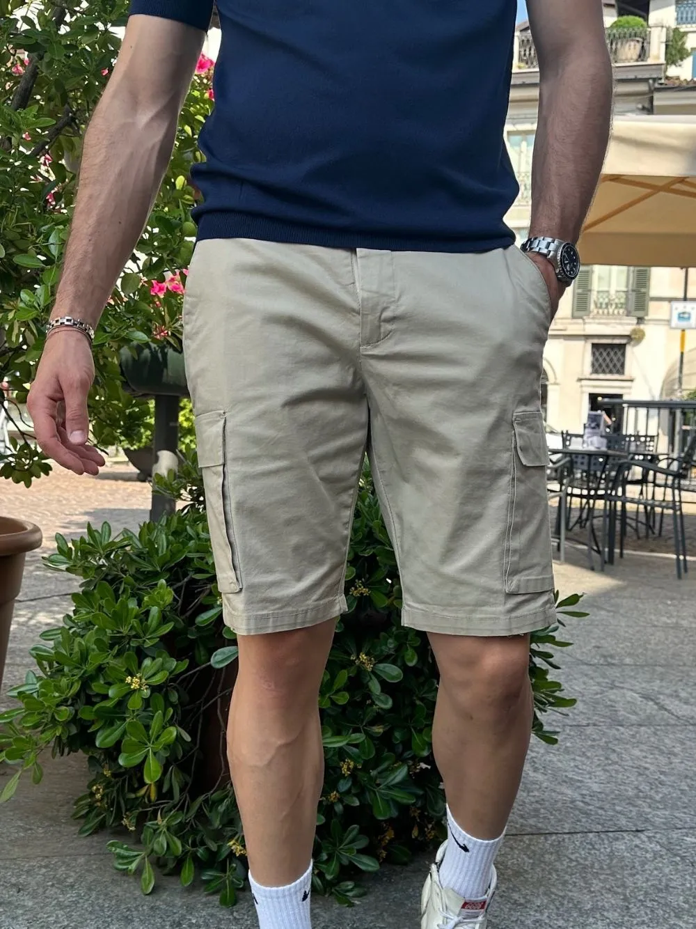 Short cargo