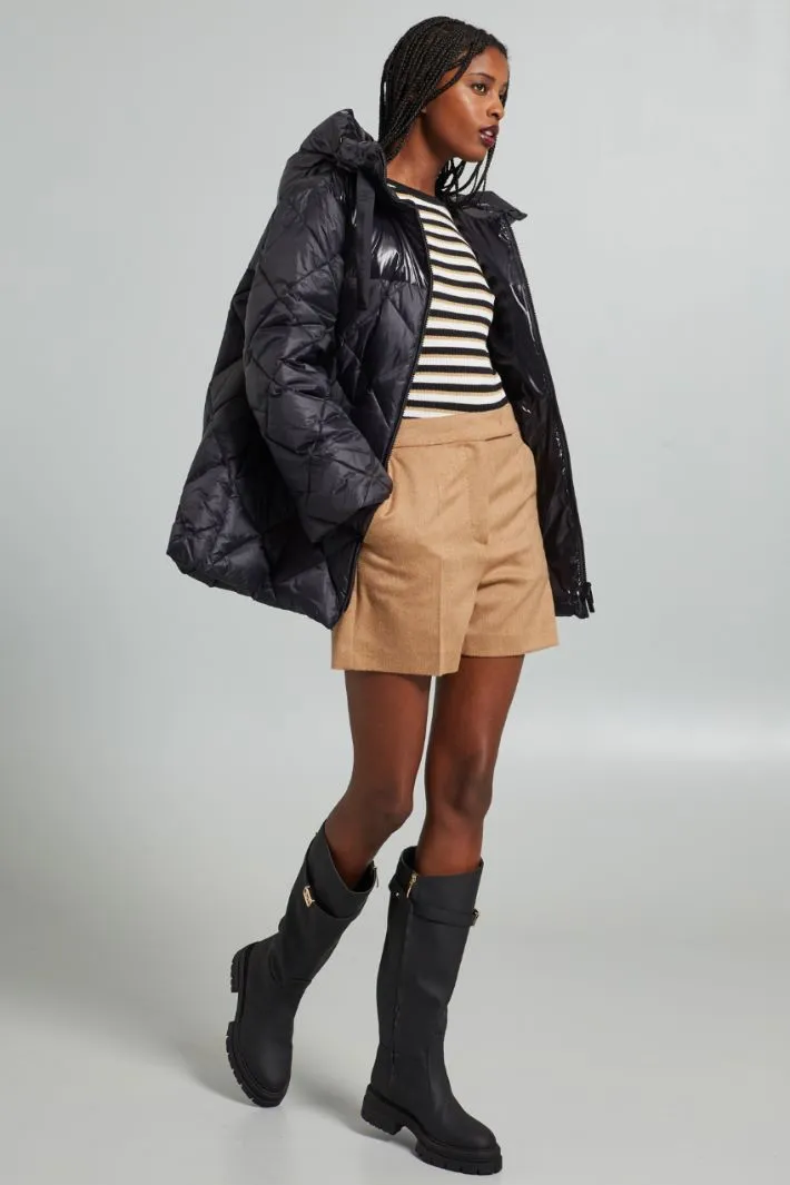 Shorts in cammello