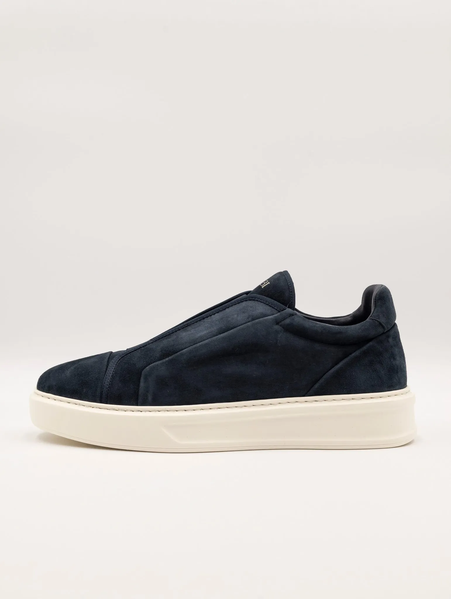 Sneaker Fabi in Suede Navy