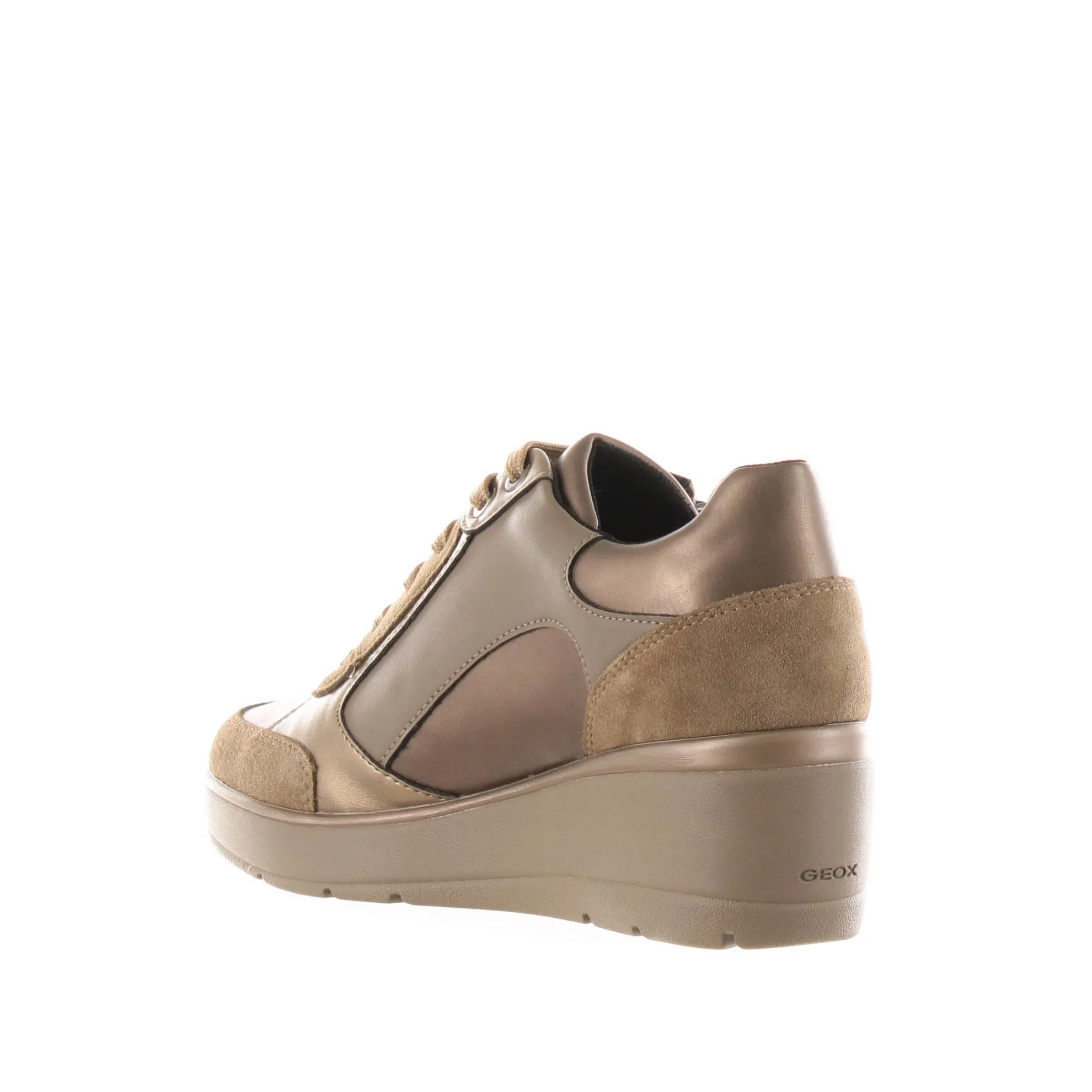 Sneaker ilde in camoscio