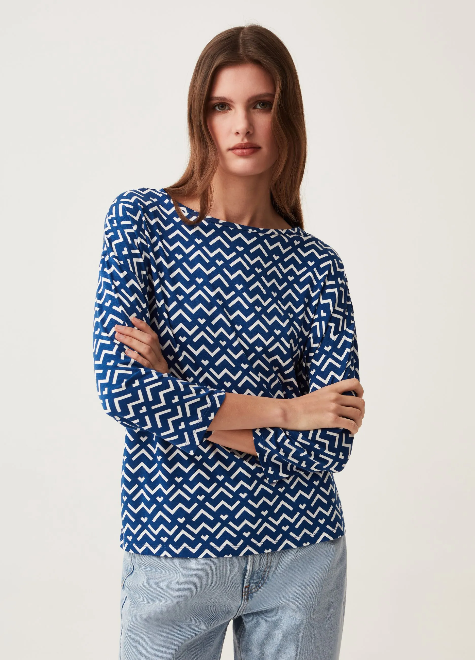 T-shirt girocollo con stampa all-over