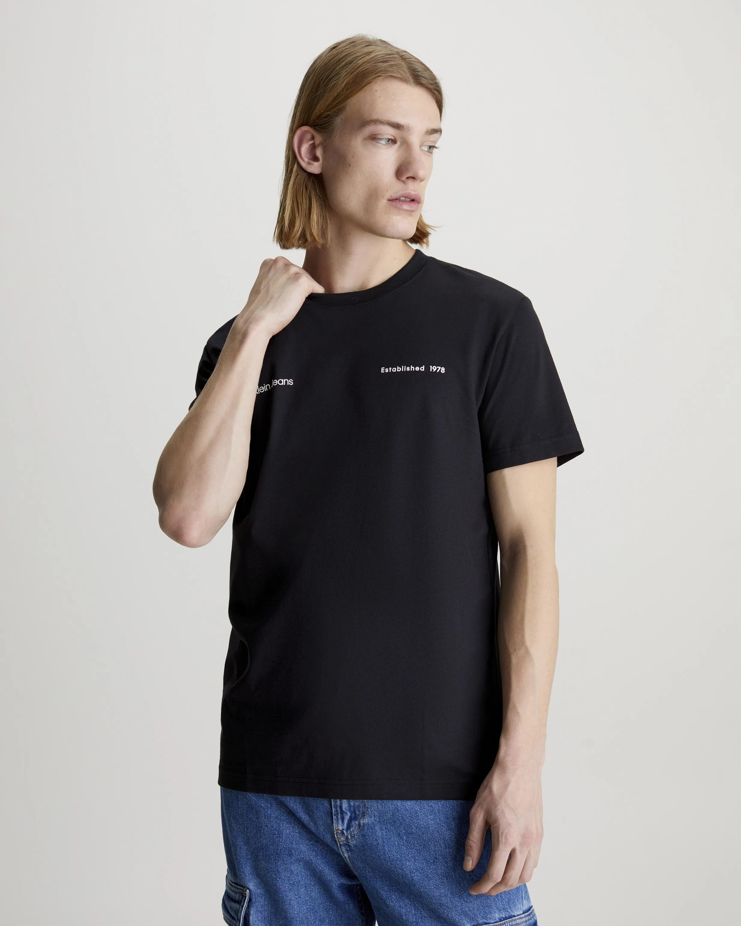 T-shirt nera regular-fit in cotone con stampa logo sul petto e box logo e nuvole sul retro