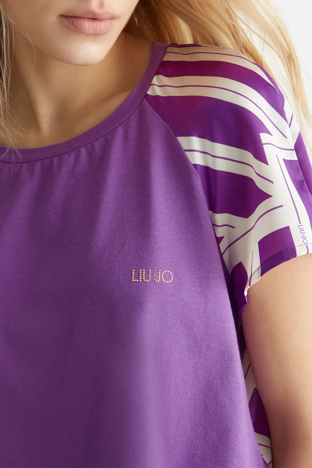 T-SHIRT VIOLA DONNA LIU JO IN RASO STAMPATO GEOMETRICO 4255