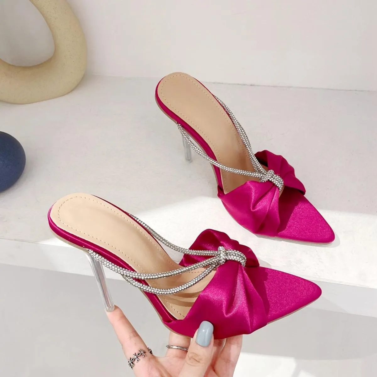 Tstctb Pantofole da donna in cristallo di raso Party Fashion Scarpe a punta trasparenti con tacco a spillo in perspex Scarpe da